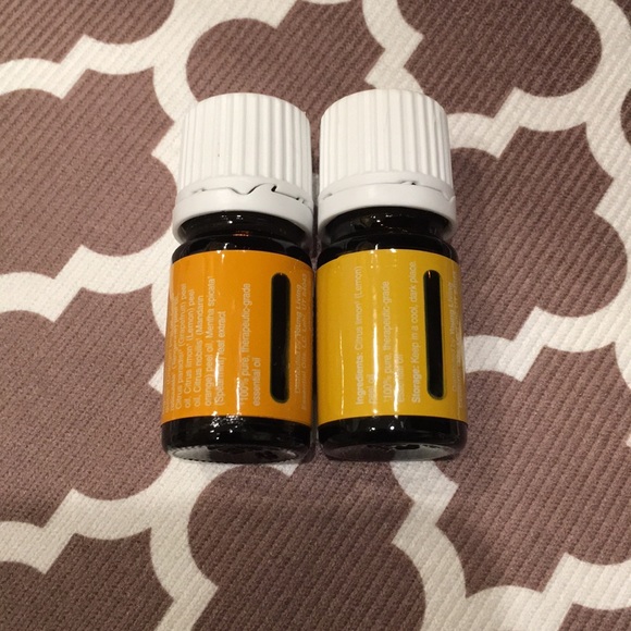 🍊2 NEW unopened Young Living Essential Oils🍋 - Picture 3 of 8